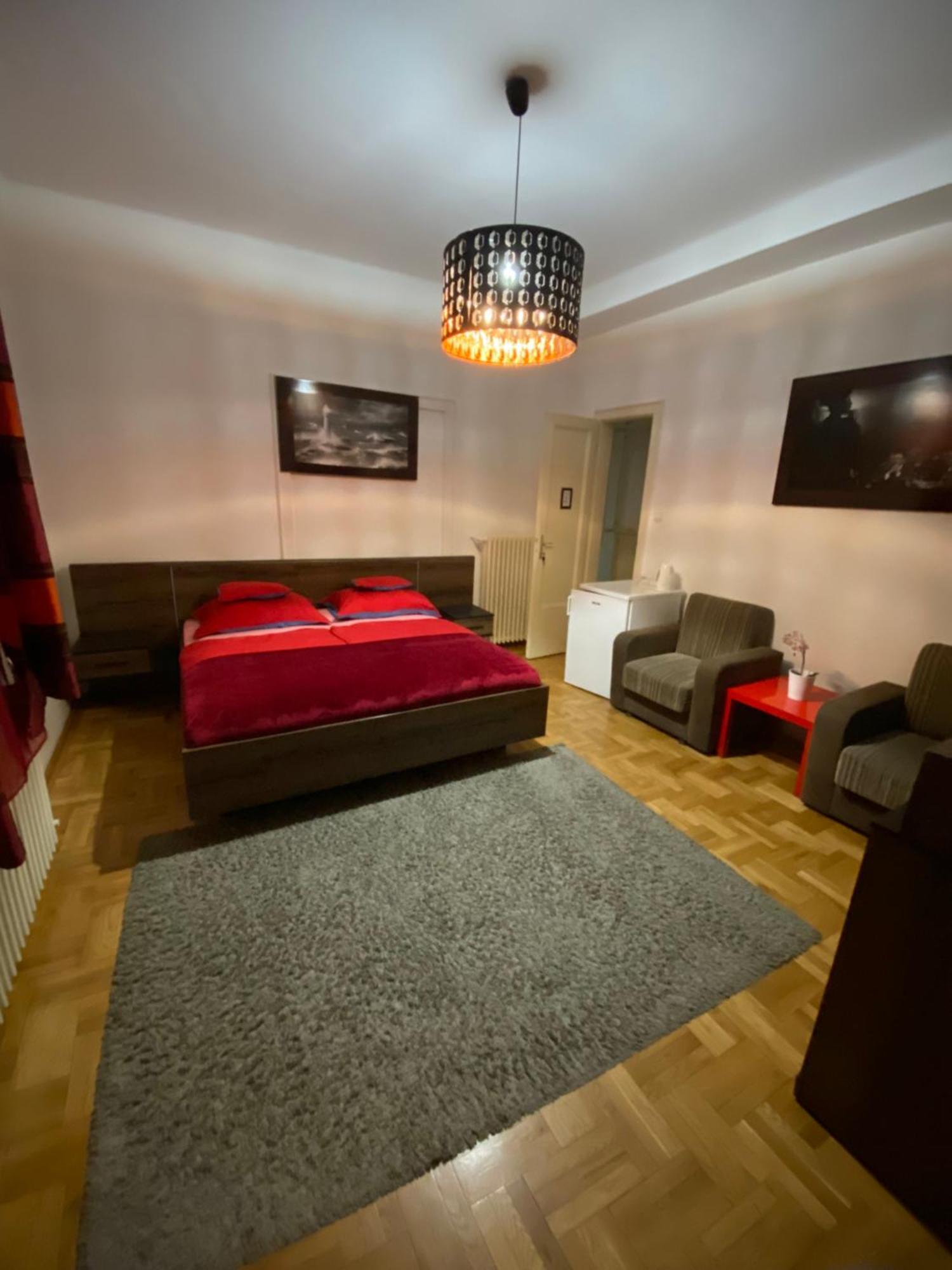 Promenade Guesthouse Near The Danube 布达佩斯 外观 照片
